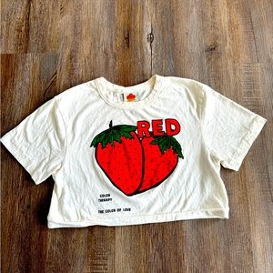 FARM Rio Women’s Short Sleeve Cropped Strawberry Print Shirt Medium